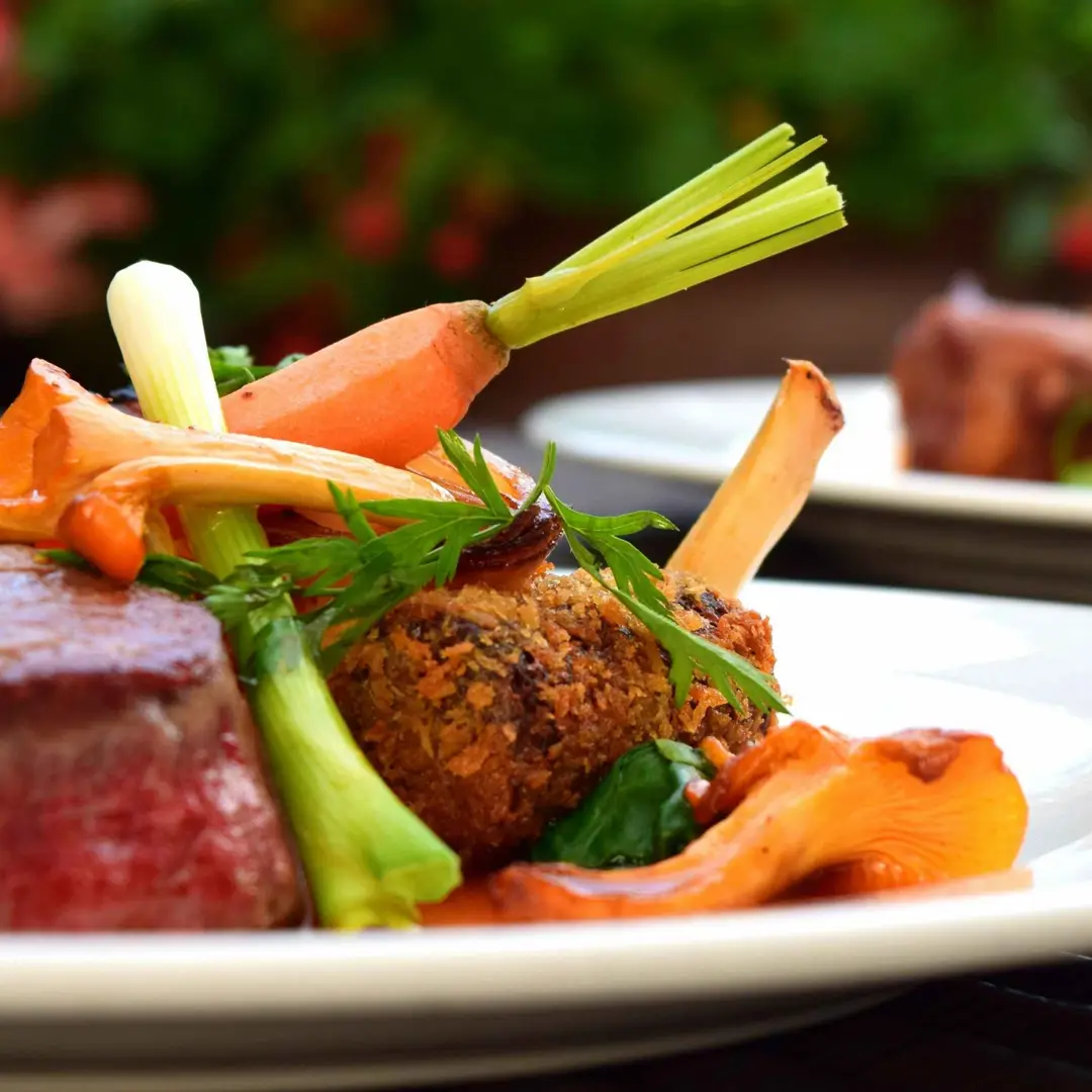 sapanca-kirsal-bungalov-restoran-restaurant-sapanca-lokanta-sicak-soguk-icecekler-cafe-odaya-servis-dogal-lezzetler-serpme-kahvalti-odaya-servis-kahvalti-a-la-carte-sapanca