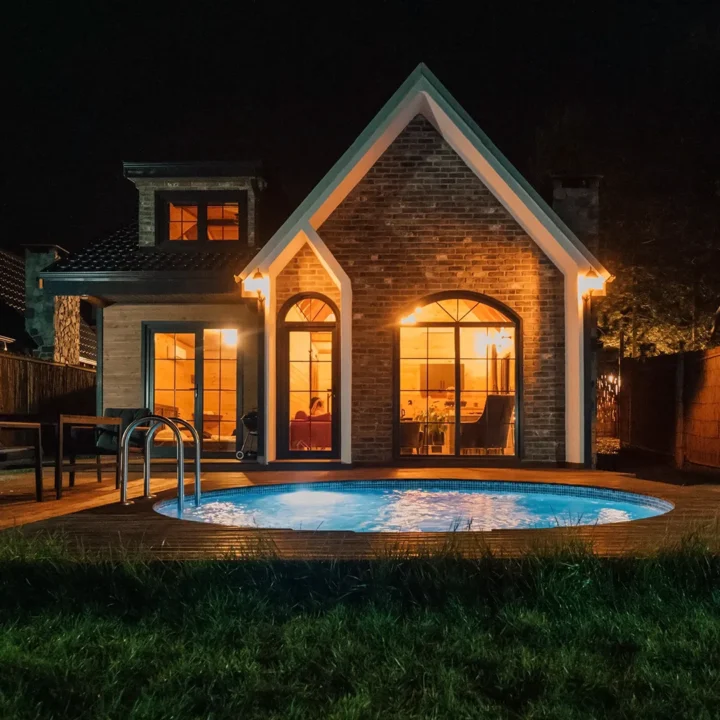 sapanca-bungalov-isitmali-havuz-sapanca-kirsal-bungalov-villa-tas-ev-havuzl-somineli-barbeku